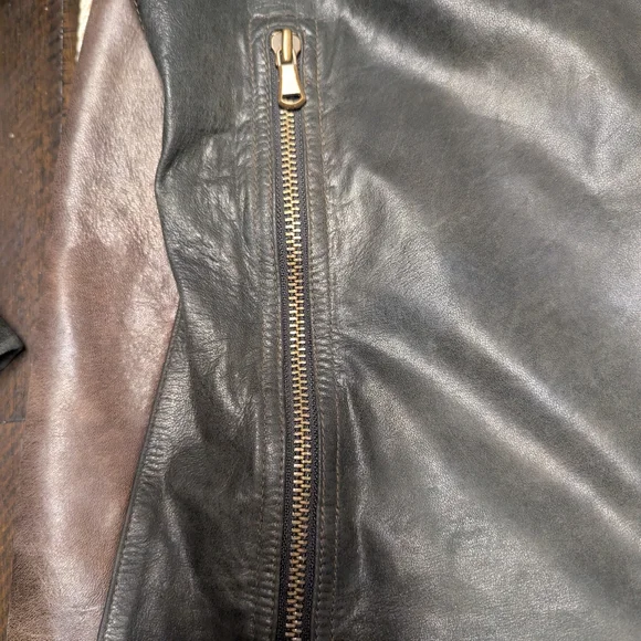 Danier Black and Brown Lightweight Leather Jacket - Picture 5 of 10